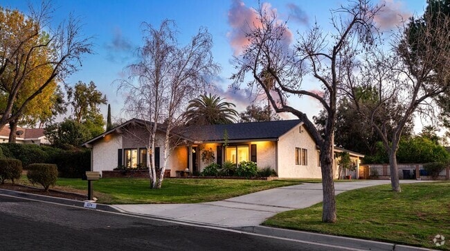Building Photo - 1274 Muirfield Rd Rental