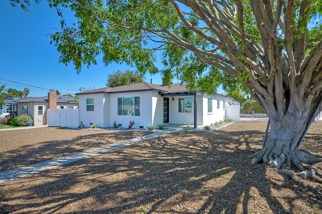 Photo - 197 Twin Oaks Cir House