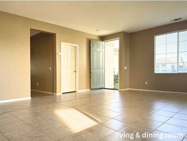 Photo - 40269 Miklich Dr