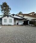 Photo - 22122 Saticoy St