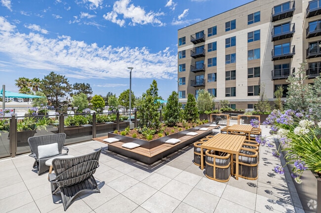 Courtyard - Elowen