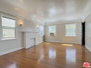 Photo - 733 N Ridgewood Pl Unit 735 1/2