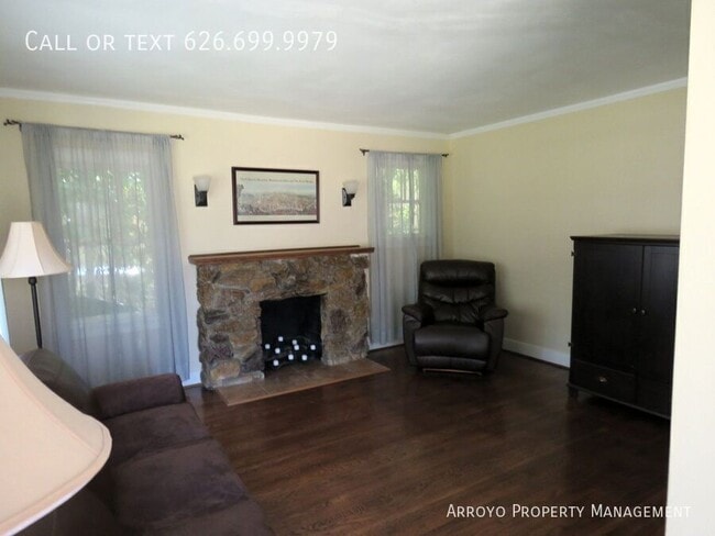 Photo - 968 E Howard St