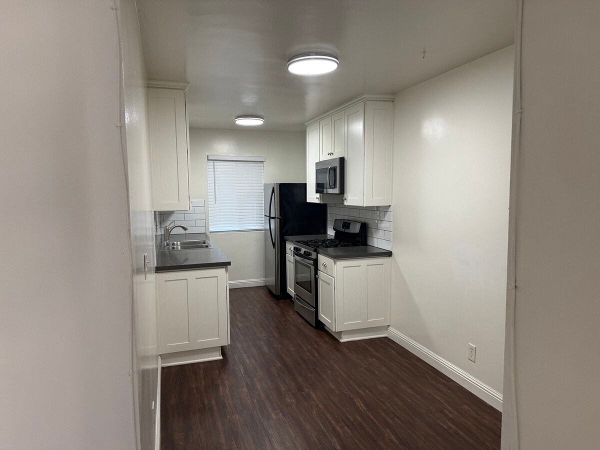 Photo - Camarillo Apartments Unit 2