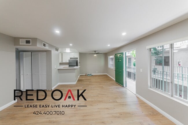 Photo - 14748 Burbank Blvd Unit 208