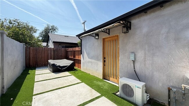 Photo - 7257 Wilbur Ave