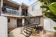 Photo - Lovely Condo on 2nd block in Downtown Hunt... Unit D