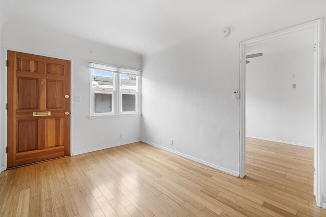 Photo - 1722 Abbot Kinney Blvd Apartments Unit 3