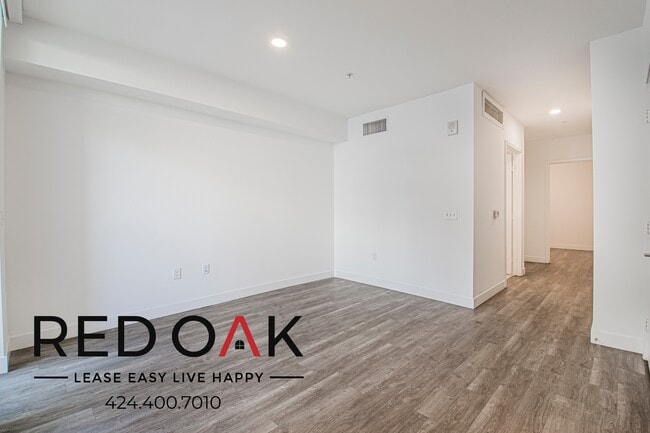 Photo - 2880 James M Wood Blvd Unit 321