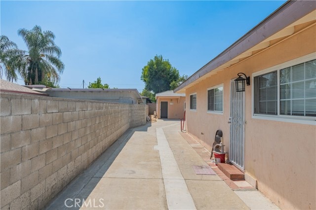 Photo - 5033 Sultana Ave