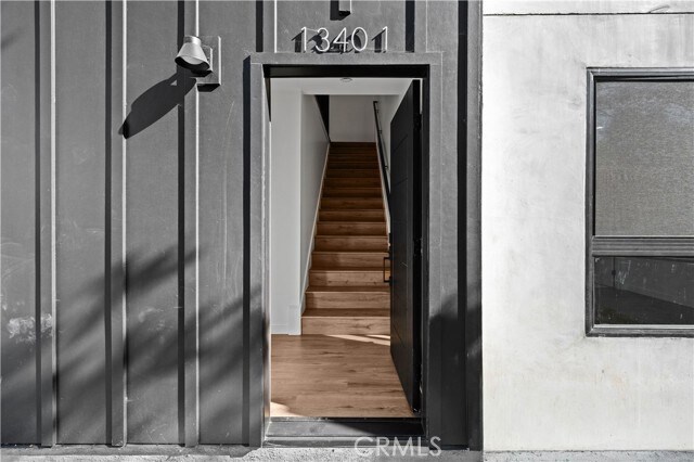 Photo - 1340 N Kingsley Dr