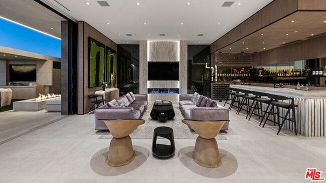 Photo - 9607 Highridge Dr