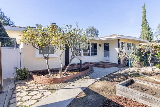 Photo - 6641 Murietta Ave