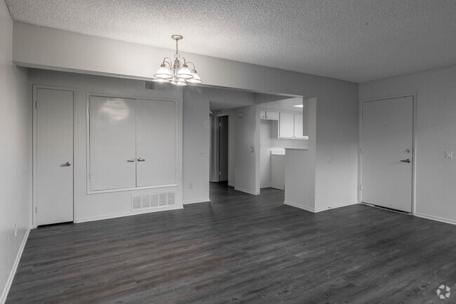 Interior Photo - Ironwood Villas