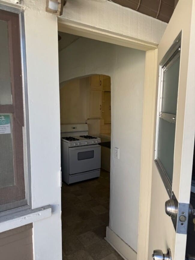 Photo - 3811 E 10th St Unit 3811