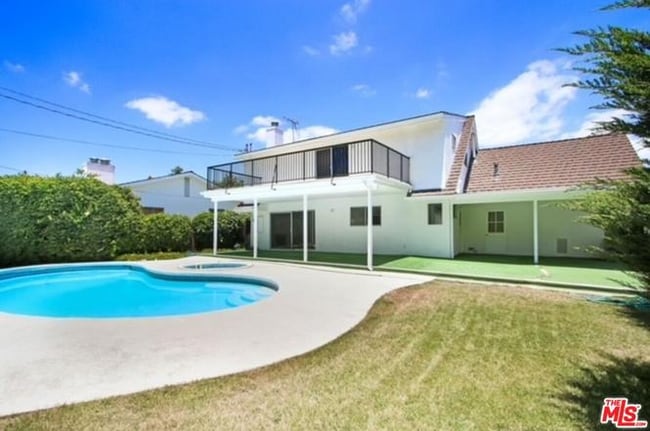 Photo - 5655 Ramara Ave