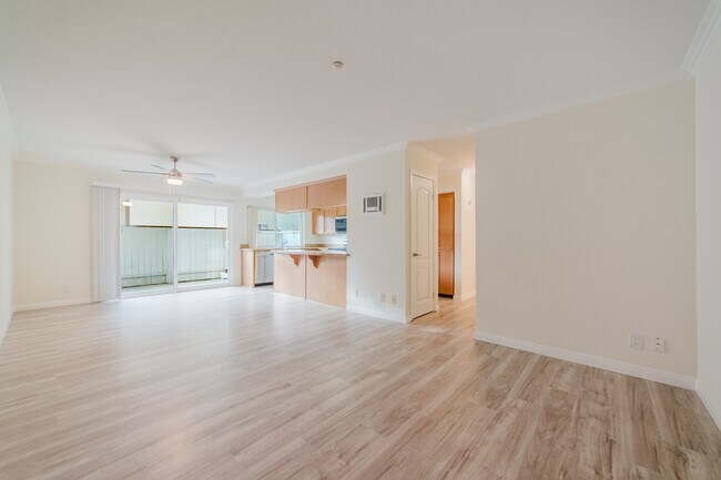 Photo - 615 Fredricks Ave