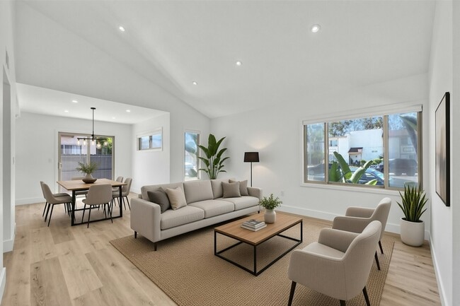 Building Photo - 18652 Libra Cir Unit 1