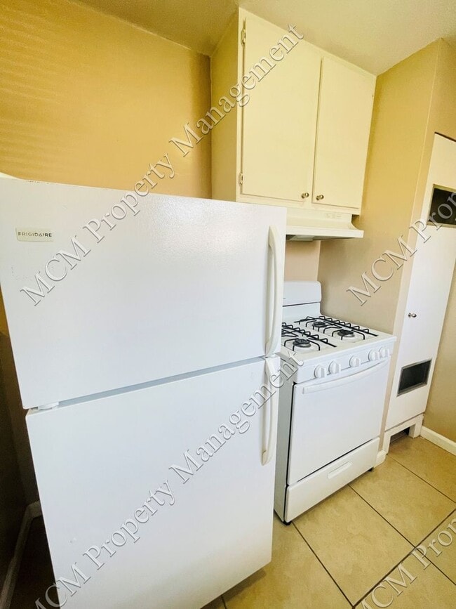 Photo - 489-6621 Whitsett Ave Unit 6621