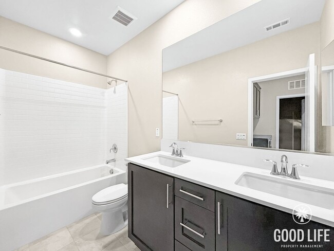 Photo - Bright 3BD/2.5BA Townhouse in Vista with Community Pool, In-Unit Laundry & 2-Car Garage