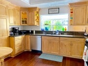 Photo - Beautiful End Unit Townhome in Fantastic A...