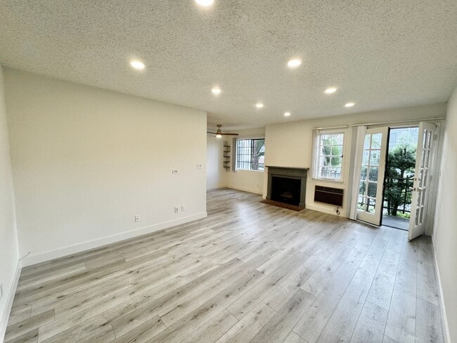 Photo - 3546 Hughes Ave Unit 102