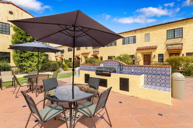 Photo - 2623 Ellendale Pl Unit A