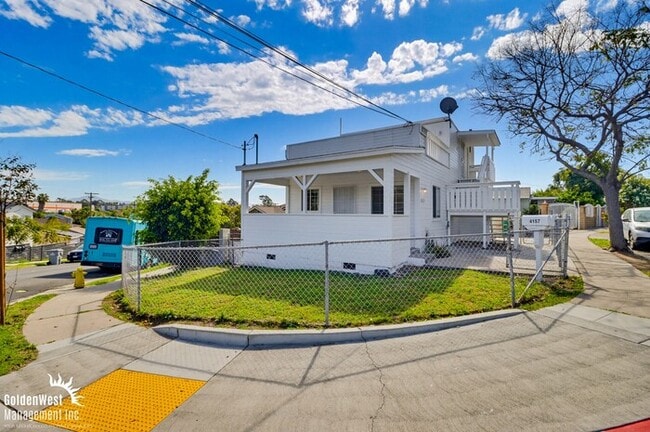 Photo - Cozy 2Bdm 1Ba Home in the Mountain View Neighborhood