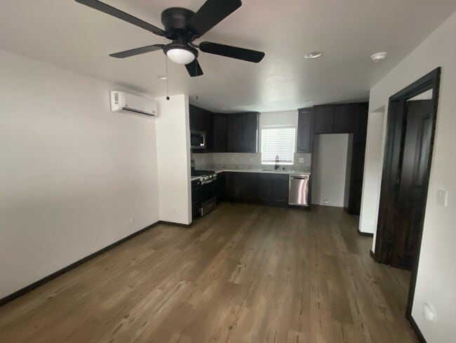 Building Photo - 525/527/527-A Park Ave. Unit 527-A