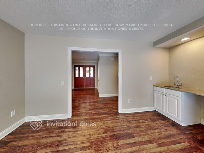 Photo - 1260 Nicola Dr