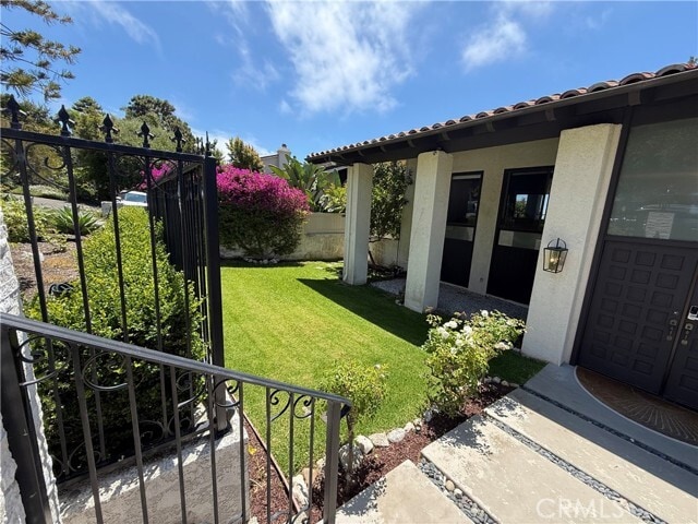 Photo - 2801 Palos Verdes Dr W House