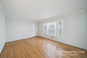 Photo - 1406 N Mansfield Ave Apartment Unit 1408