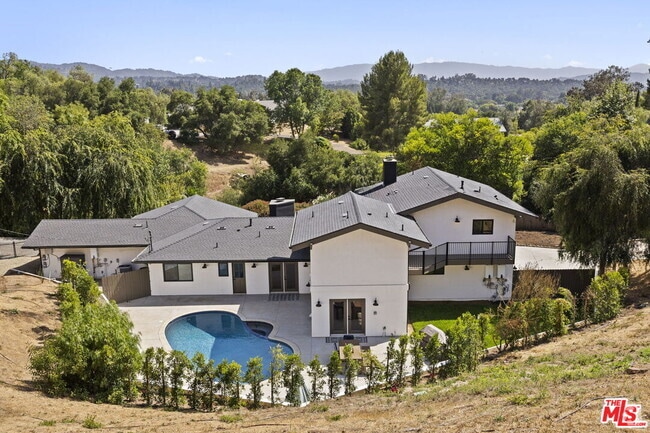 Building Photo - 1131 Rancho Dr Rental