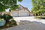 Photo - 41085 Chaco Canyon Rd House