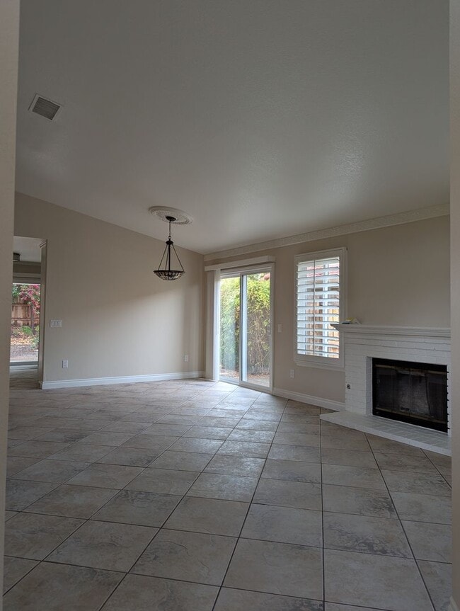 Photo - Beautiful 3 Bedroom/2 Bath Home Orange Cre...