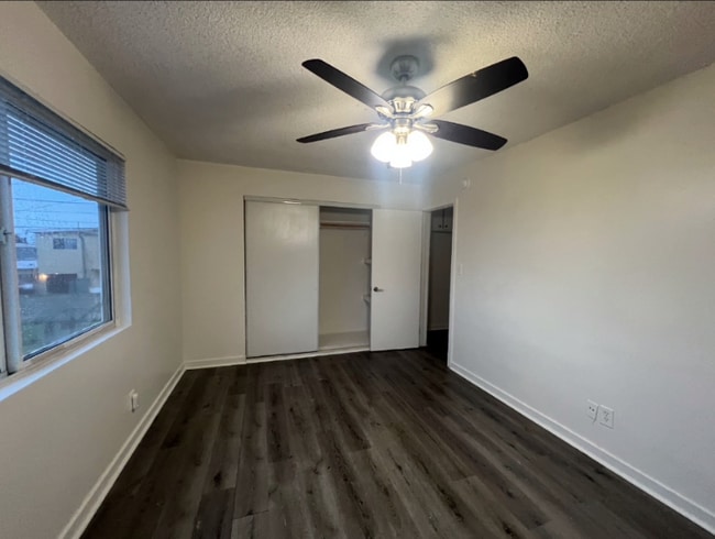 Photo - 1348 W 92nd St Unit 3-