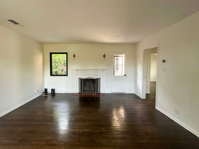 Living room with working gas fireplace - 14501 W Sunset Blvd