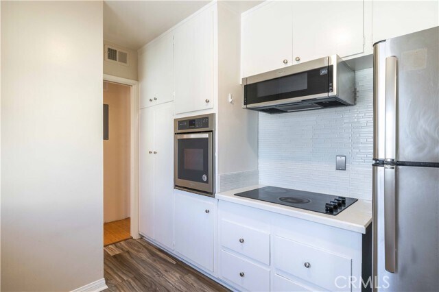 Photo - 1227 E 1st St