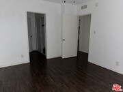 Photo - 1475 S Wooster St Condo