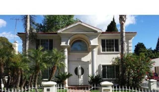 Photo - 2006 Kelton Ave House
