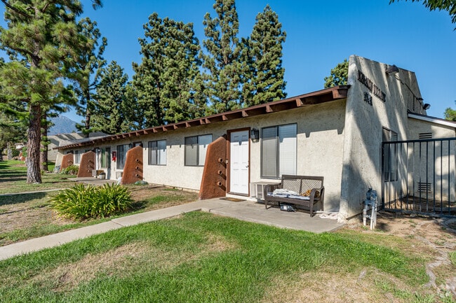 Mission Village - Archibald-7781