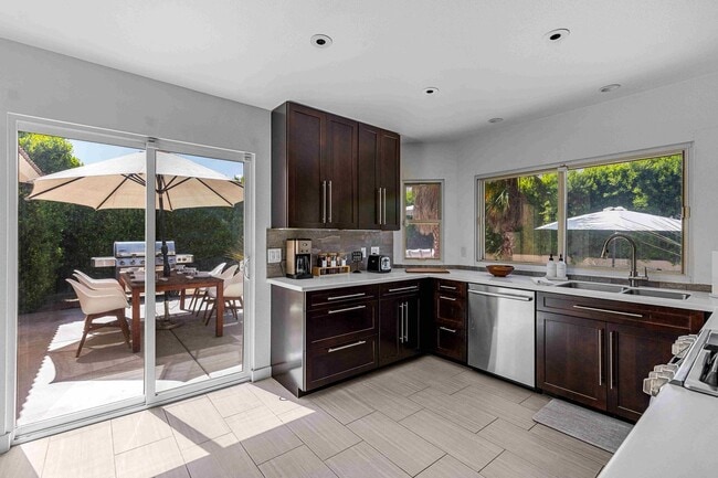 Photo - Luxury Oasis with Pool in Palm Springs