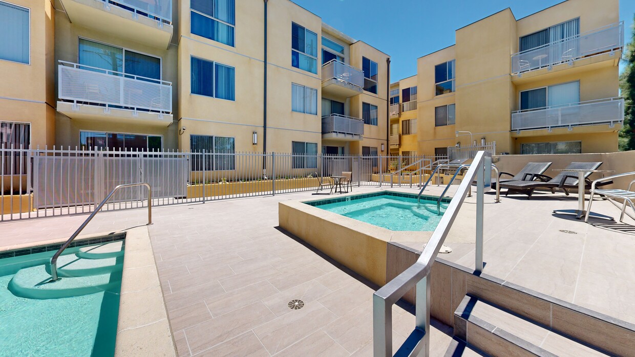 3D Tour - Northpoint Apartments at CSUN