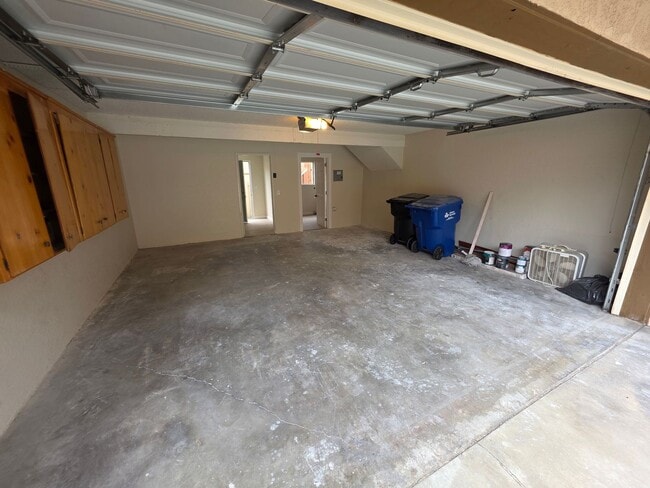 Photo - Beautiful 3 Bed, 2 Bath condo with 2 car garage & laundry Unit 10