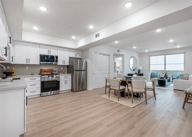 Photo - 1303 Orange Grove Ave Unit 603