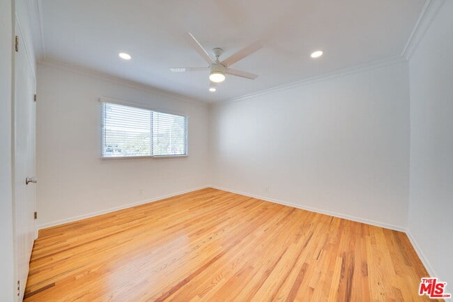 Photo - 827 Lincoln Blvd Unit H