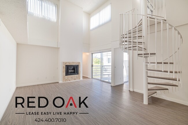 Photo - 6072 Franklin Ave Condo Unit 310