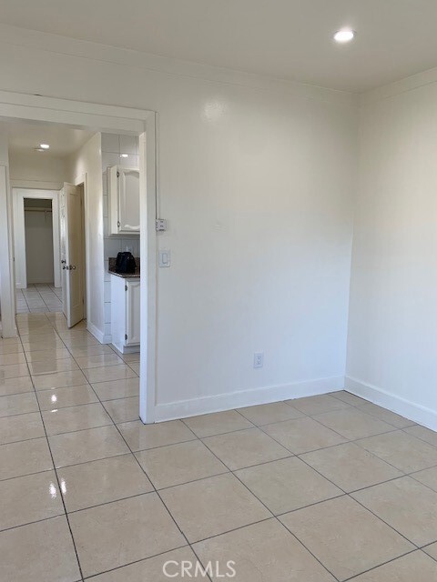 Photo - 2005 W Ave 33