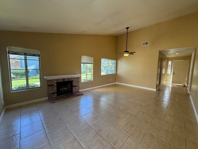 Photo - 2488 Turnbridge Glen