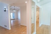 Photo - 5054 Encino Ave